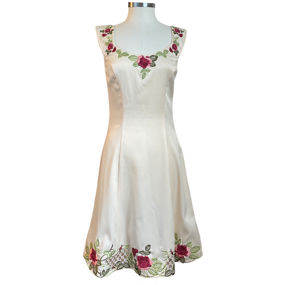 Betsey Johnson Dresses & Skirts - Vintage Betsey Johnson Embroidered A Line Dress 6